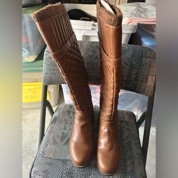 Just Fab Brown Knee Quilted Boots - Picture 3 of 16